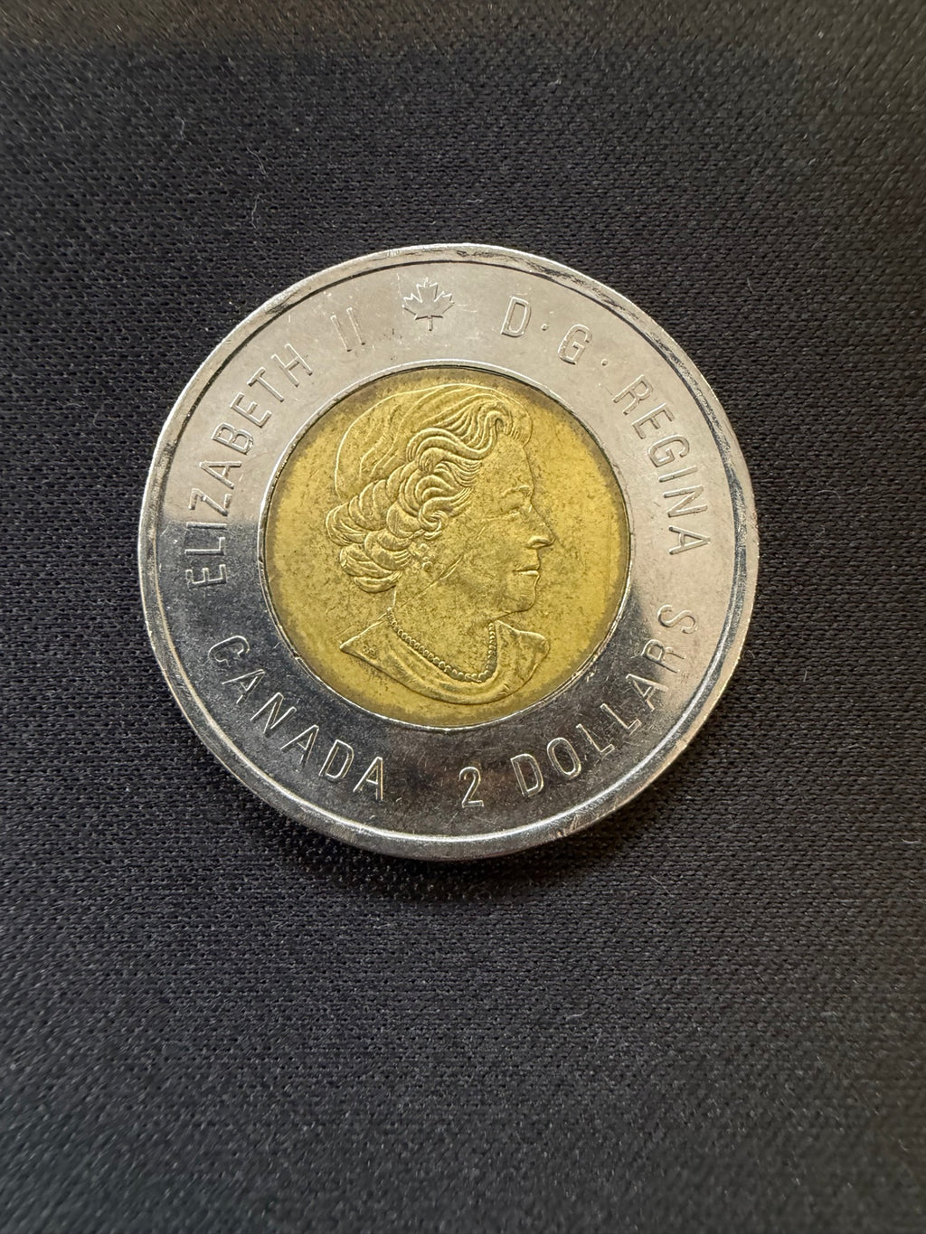 2016 Battle of the Atlantic toonie obverse, representative circulated coin